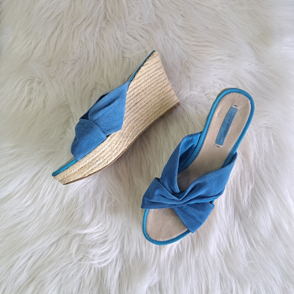 Nine West suede sandals